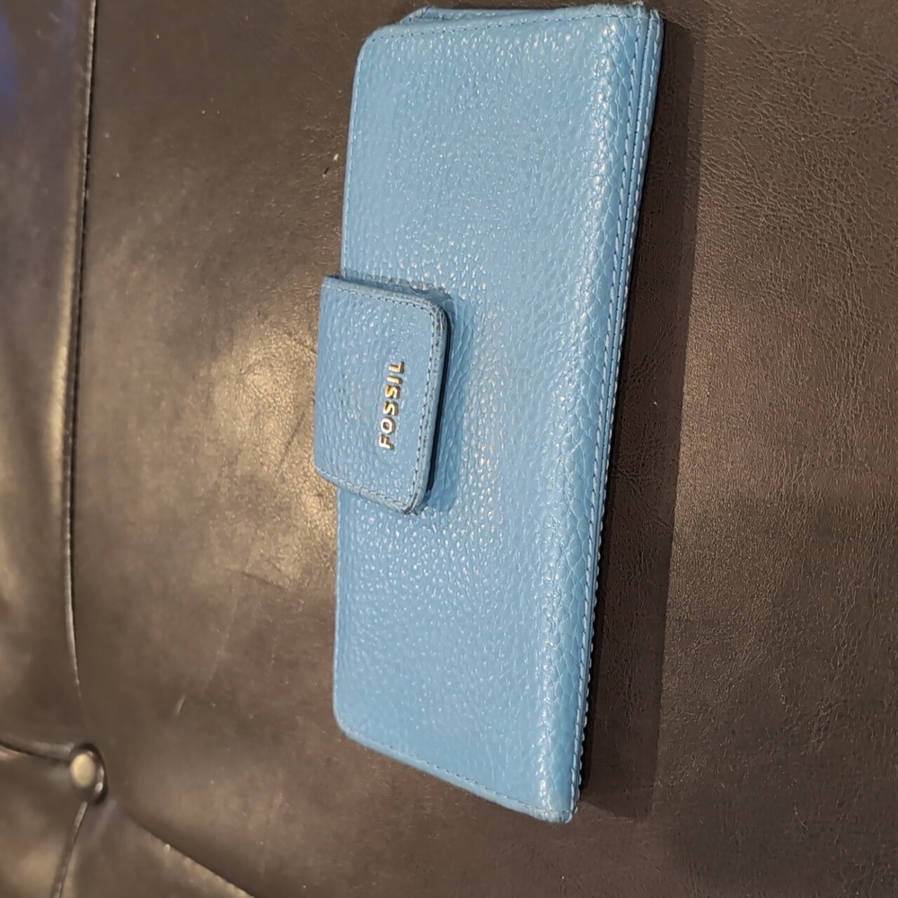 Fossil Madison Clutch Wallet - Pebbled Leather Indigo